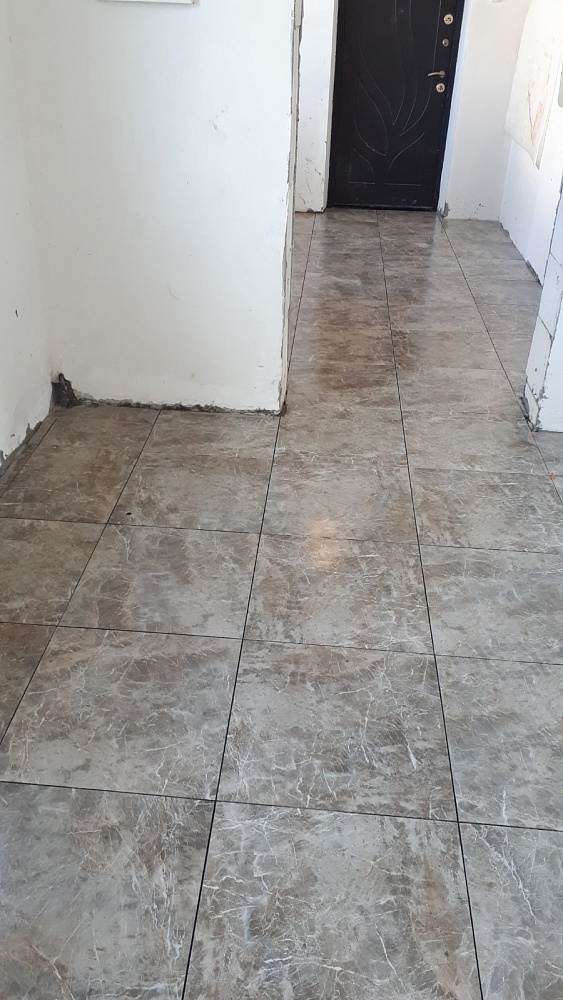 Люк в подвал под плитку фото в интерьере