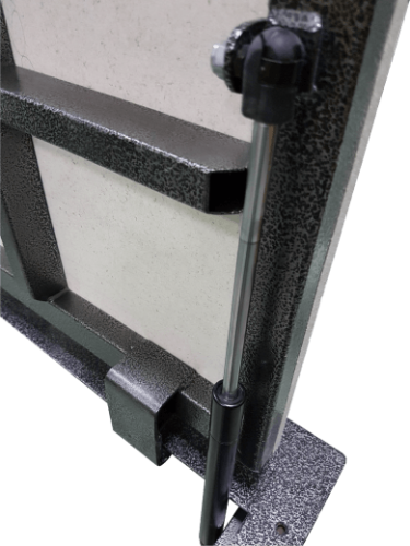 Фото Напольный люк с газовыми амортизаторами Портал 80-80 в интернет-магазине napolke.by Фото Напольный люк с газовыми амортизаторами Портал 80-80 в интернет-магазине napolke.by